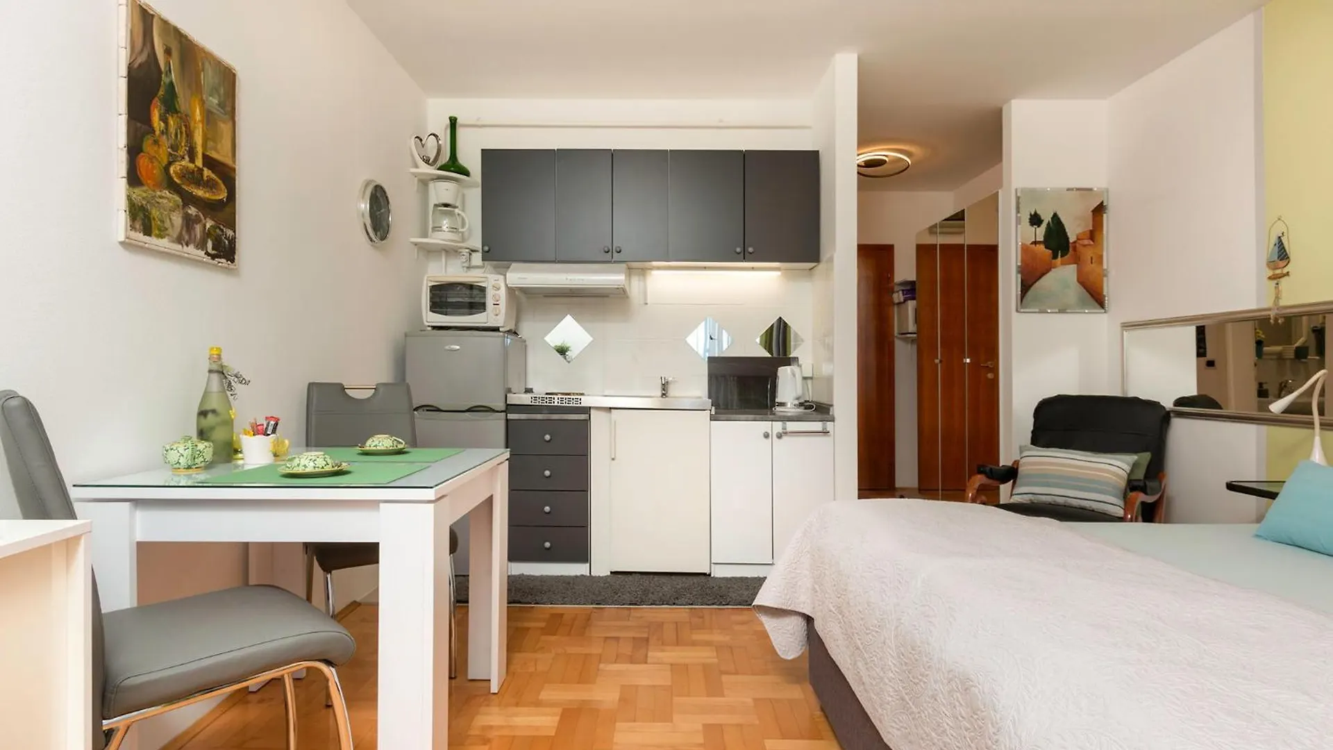 Daire Jasna - Apartman Studio Pula Hırvatistan