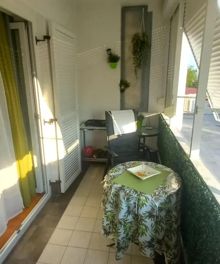 Jasna - Apartman Studio Pula 0*,  Croatia